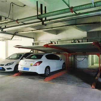 Første etasje Høyhus To-etasjes løfte- og kryssende parkeringssystem